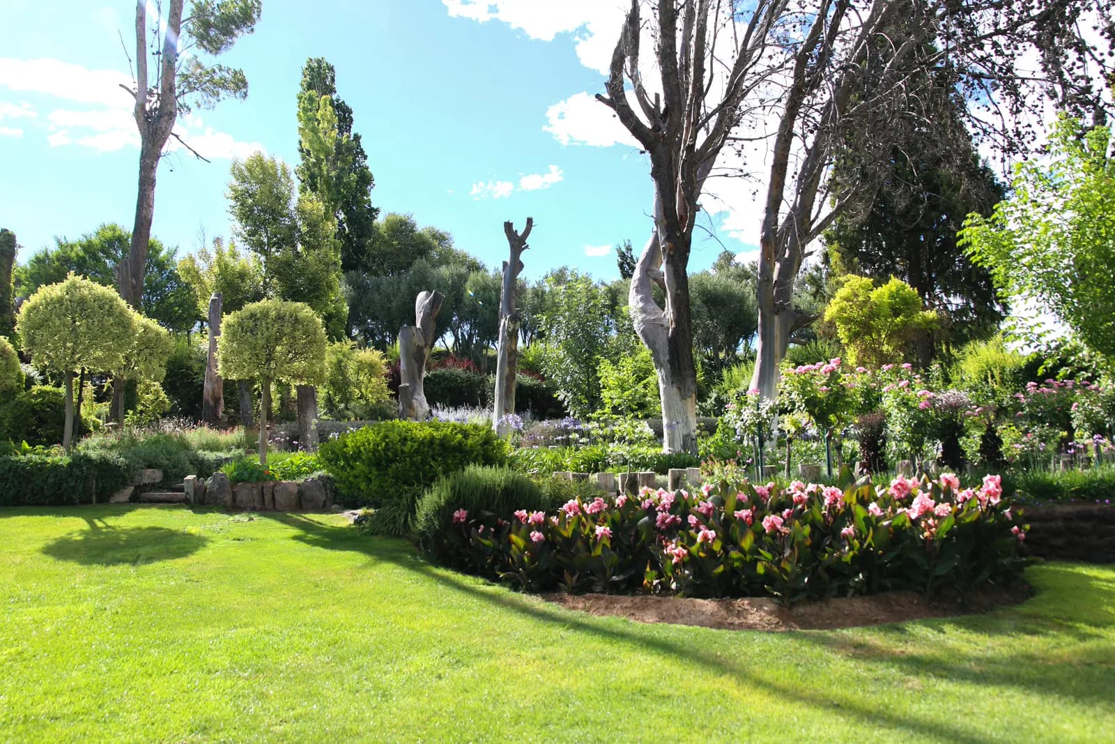 Hartley Cottage Garden